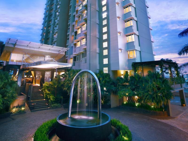 Golden Tulip Balikpapan Hotel & Suites Exteriör bild