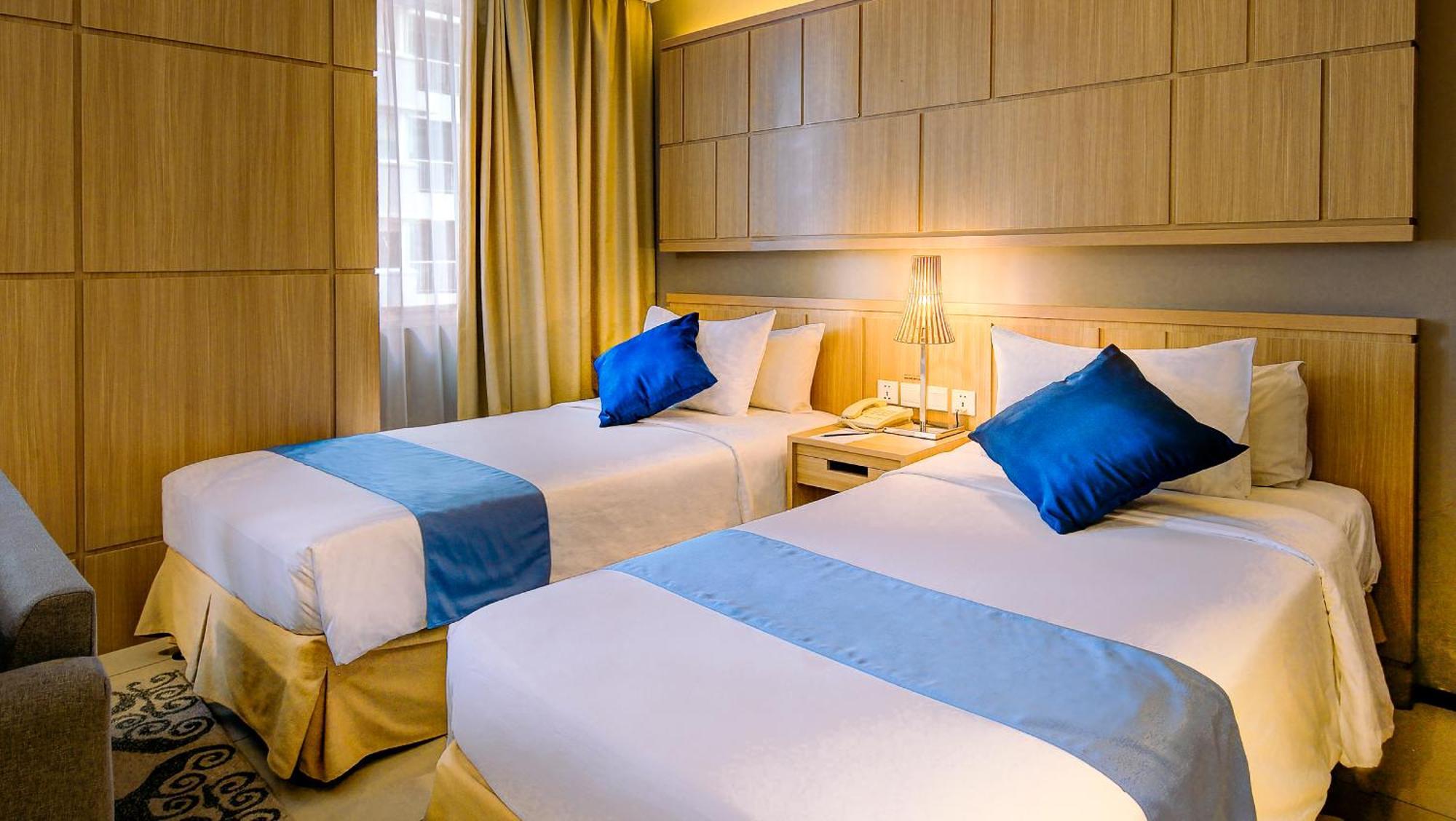 Golden Tulip Balikpapan Hotel & Suites Exteriör bild