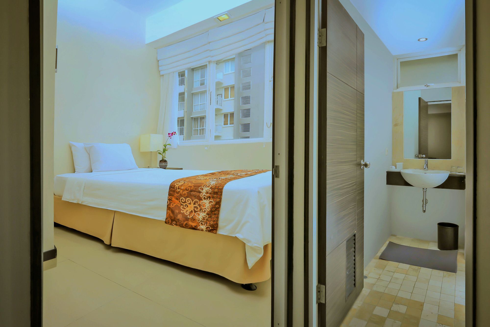 Golden Tulip Balikpapan Hotel & Suites Exteriör bild